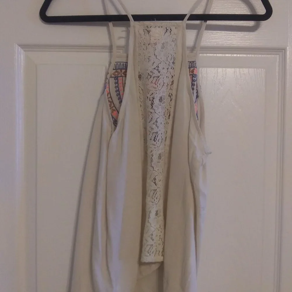 Flying Tomato | Embroidered Dreamcatcher on Cream Cami | S | New